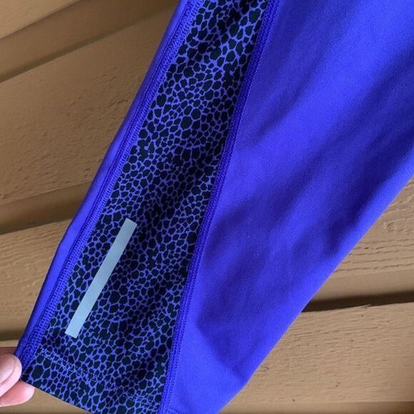 Nike Run Dri-Fit Blue/Indigo Cropped Leggings - Picture 3 of 7